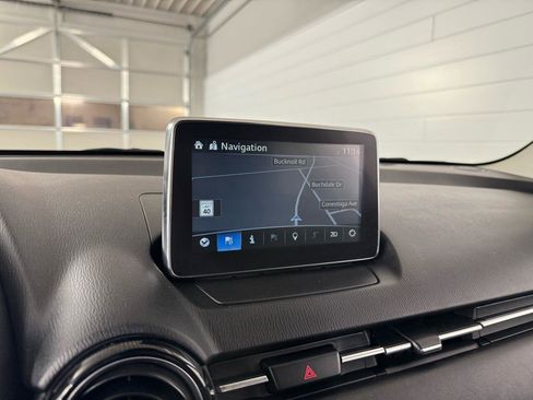 Used 2018 Toyota Yaris iA image 19