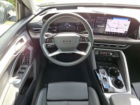 Certified 2025 Audi Q5 Premium Plus w/ Premium Plus image 12