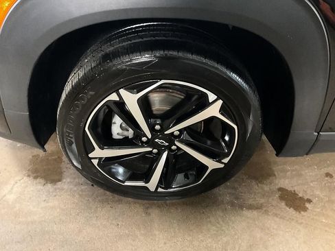 Used 2022 Chevrolet TrailBlazer RS w/ Sun and Liftgate Package image 14