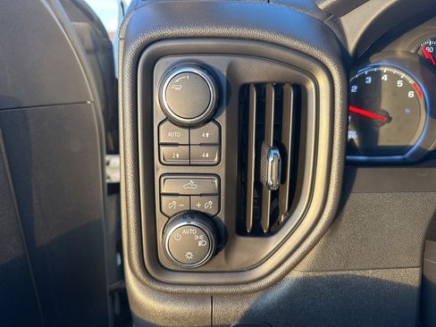Used 2023 Chevrolet Silverado 1500 Custom Trail Boss image 11
