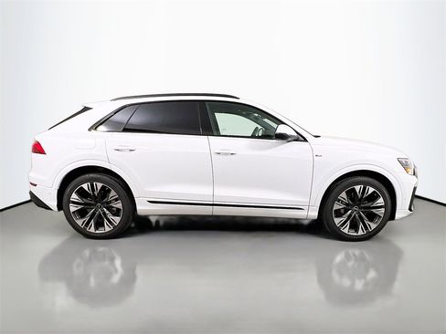 New 2026 Audi Q8 Premium Plus image 8