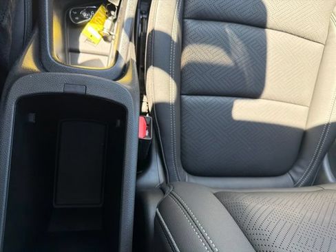 Used 2023 Buick Encore GX Essence w/ Experience Buick Package FWD image 18