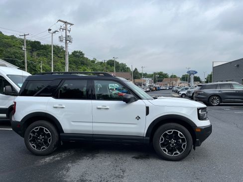 Used 2025 Ford Bronco Sport Outer Banks w/ Outer Banks Tech Package+ AWD/4WD image 5