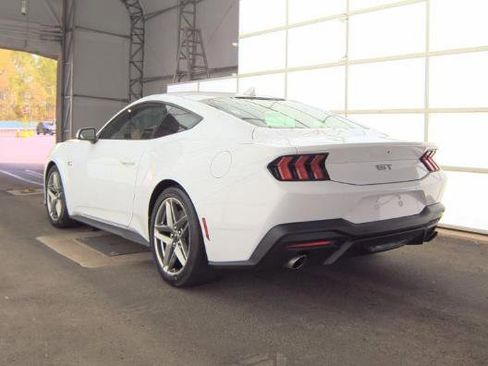 Used 2024 Ford Mustang GT Premium RWD image 5