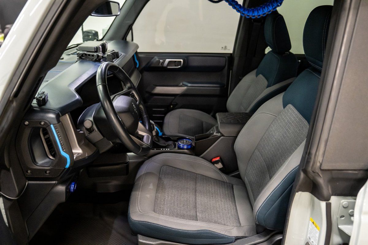 Used 2022 Ford Bronco Outer Banks w/ Sasquatch Package AWD/4WD image 32