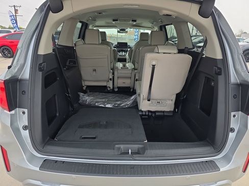 New 2026 Honda Odyssey Touring image 12