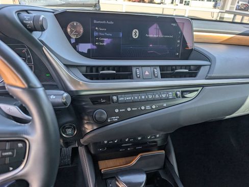 Used 2019 Lexus ES 350 w/ Accessory Package 2 FWD image 12