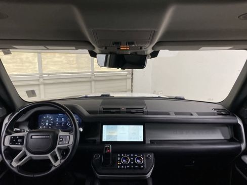 Used 2020 Land Rover Defender 110 HSE image 13