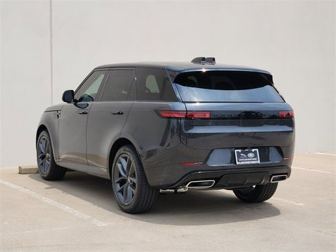 New 2025 Land Rover Range Rover Sport Dynamic SE image 5