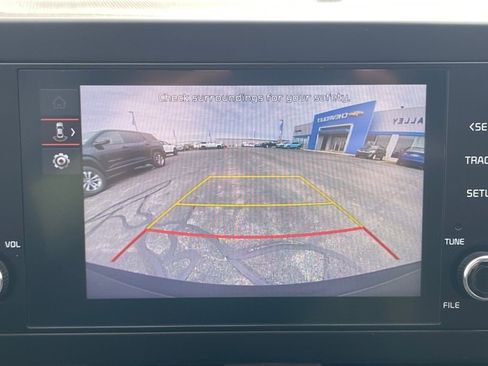 Used 2023 Kia Sportage LX image 31