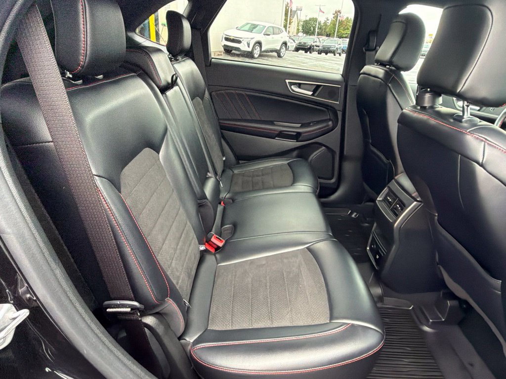 Used 2023 Ford Edge ST-Line AWD/4WD image 49