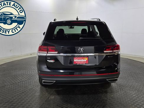 Used 2023 Volkswagen Atlas SE AWD/4WD image 6