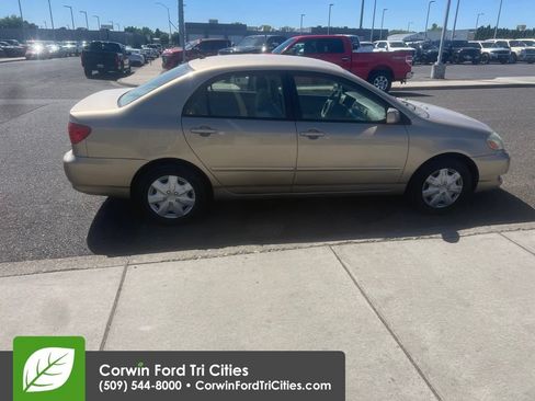 Used 2008 Toyota Corolla LE FWD image 2