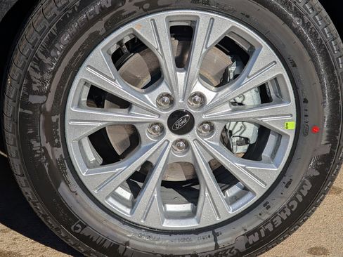 New 2026 Ford Escape Active image 9