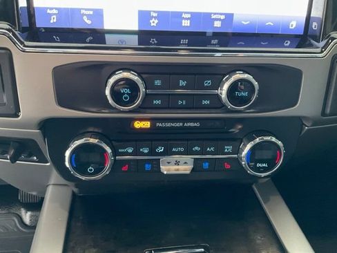 Used 2022 Ford F350 Lariat w/ Chrome Package AWD/4WD image 14
