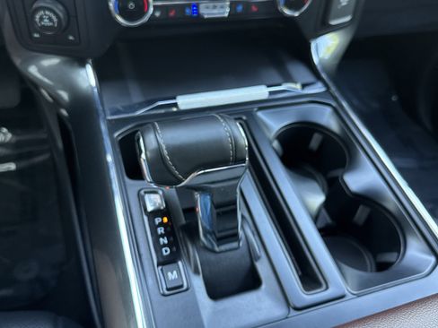 Used 2022 Ford F150 Lariat w/ Equipment Group 502A High AWD/4WD image 23
