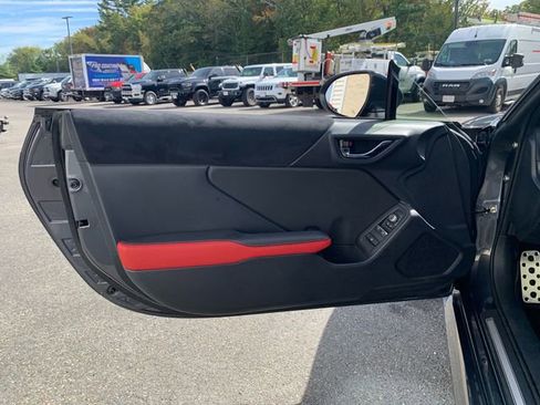 Certified 2025 Subaru BRZ Limited image 18