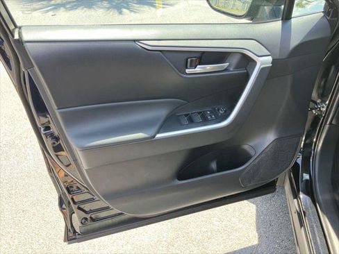 Certified 2025 Toyota RAV4 XLE w/ Convenience Package FWD image 14