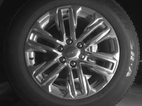 Used 2023 GMC Yukon SLT w/ SLT Luxury Package image 11