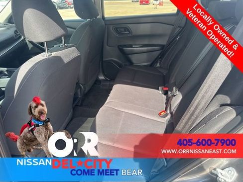 Used 2024 Nissan Rogue S AWD/4WD image 10