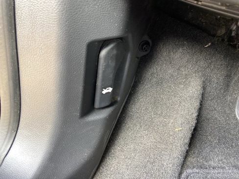 Used 2021 Nissan Rogue SV w/ Premium Package FWD image 47