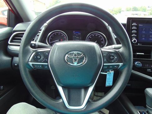 Used 2023 Toyota Camry LE FWD image 31