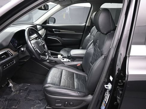 Certified 2022 Kia Telluride SX w/ SX Prestige Package AWD/4WD image 19