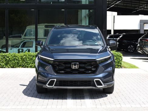 Used 2023 Honda CR-V Sport Touring image 3