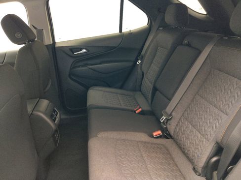 Used 2022 Chevrolet Equinox LT FWD image 18