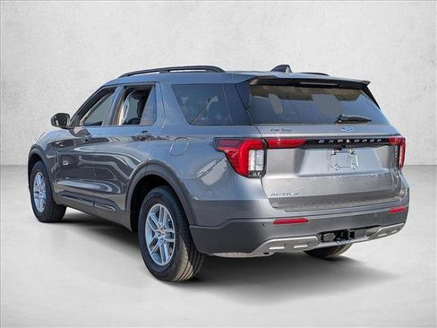 New 2026 Ford Explorer Active w/ Active Comfort Package image 9