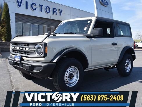New 2026 Ford Bronco 2-Door AWD/4WD image 1
