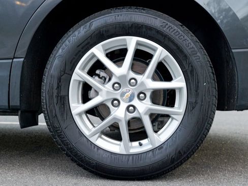 Used 2023 Chevrolet Equinox LT AWD/4WD image 14