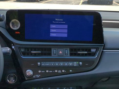 New 2025 Lexus ES 350 w/ Premium Package image 17