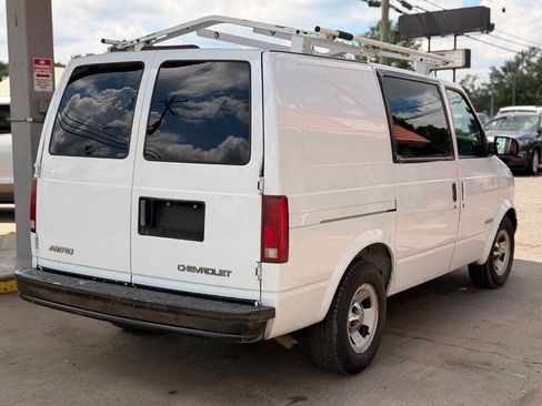 Used 2002 Chevrolet Astro RWD image 6