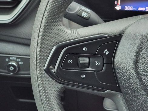 Used 2025 Chevrolet TrailBlazer LT AWD/4WD image 13