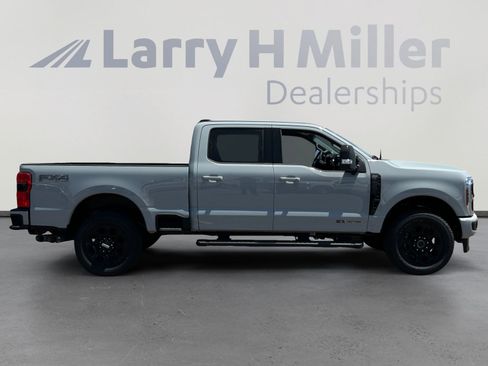 New 2026 Ford F250 Lariat w/ Black Appearance Package AWD/4WD image 6