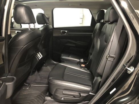Certified 2023 Kia Sorento X-Line EX image 17