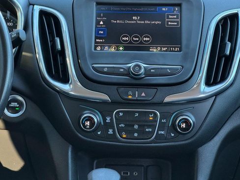 Used 2022 Chevrolet Equinox LT image 12