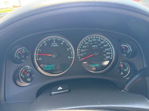 Used 2013 Chevrolet Tahoe LTZ AWD/4WD image 18