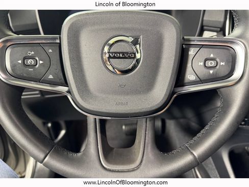 Used 2024 Volvo XC40 B5 Plus w/ Protection Package Premier AWD/4WD image 16