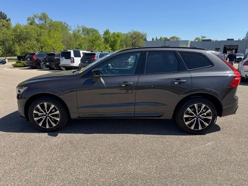 Used 2025 Volvo XC60 B5 Plus w/ Climate Package AWD/4WD image 2
