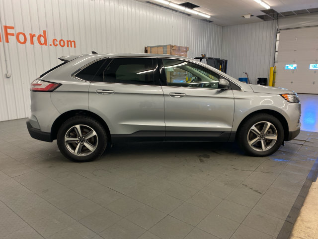 Used 2024 Ford Edge SEL w/ Convenience Package AWD/4WD image 13