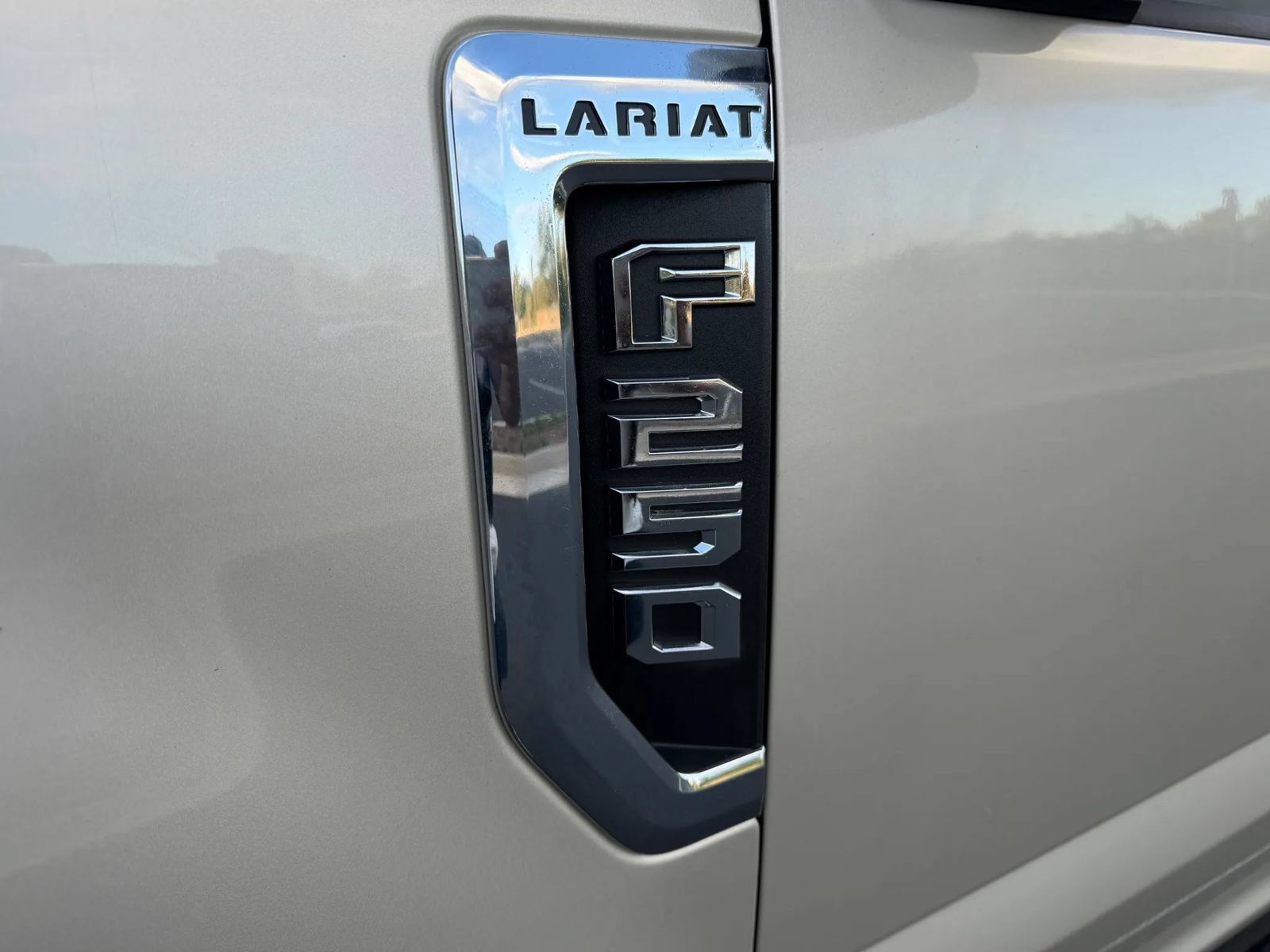 Used 2017 Ford F250 Lariat w/ Lariat Value Package AWD/4WD image 15