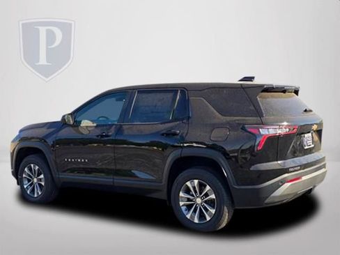 New 2026 Chevrolet Equinox LT FWD image 9