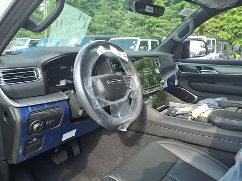 New 2026 Jeep Grand Wagoneer 4WD image 14
