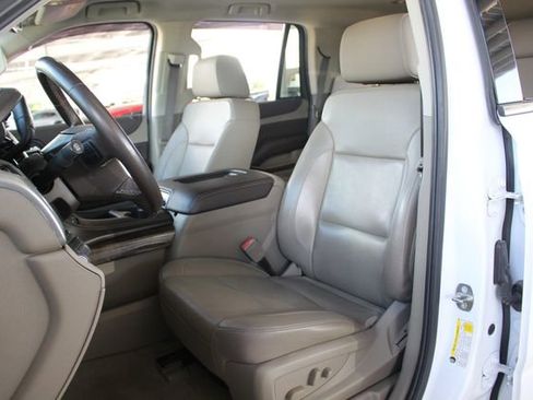 Used 2018 Chevrolet Tahoe LT image 10