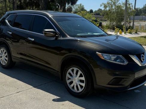 Used 2015 Nissan Rogue S FWD image 5