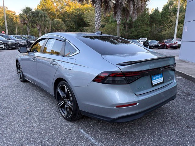 Used 2023 Honda Accord Sport image 4