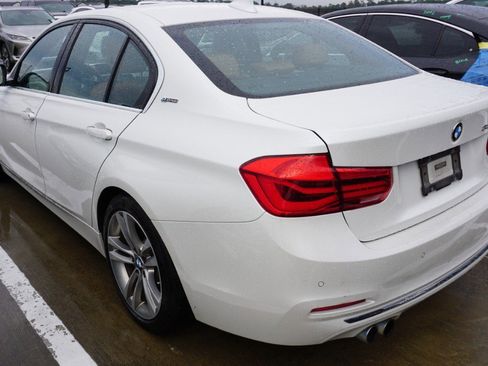 Used 2017 BMW 330e image 4