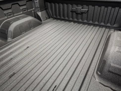 New 2026 Chevrolet Silverado 1500 LT AWD/4WD image 6
